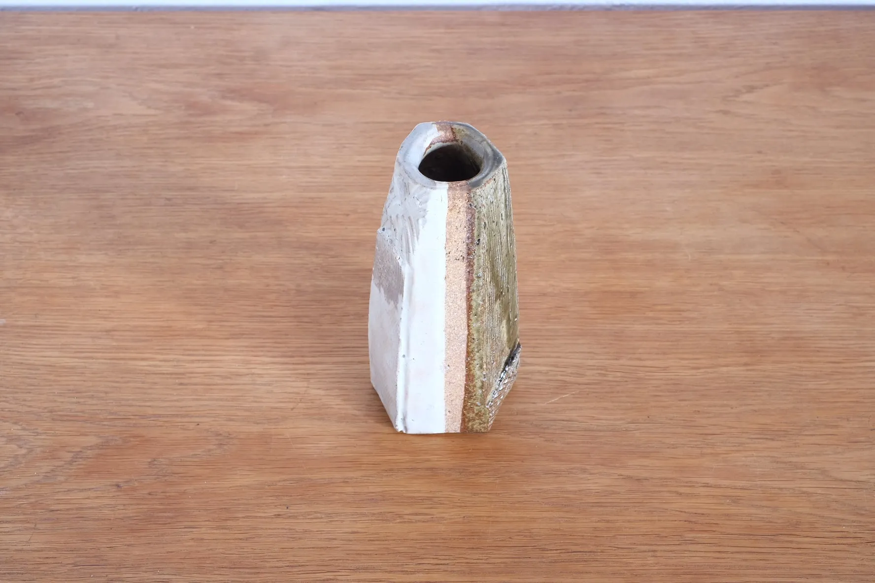 Kayo-Sansui Flower Vase