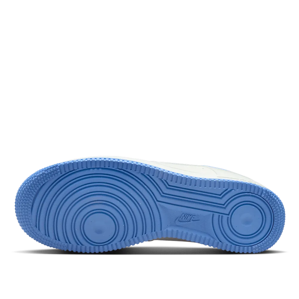 Nike Women's Air Force 1 '07 Next Nature Shoes