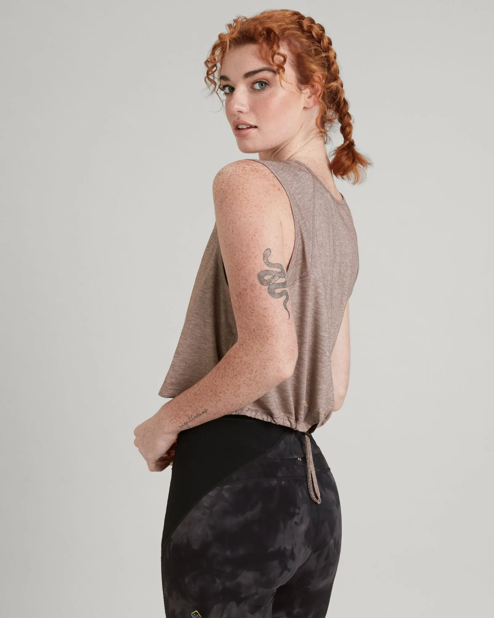WELL.DER.NESS Go Women's Tank Top - Taupe