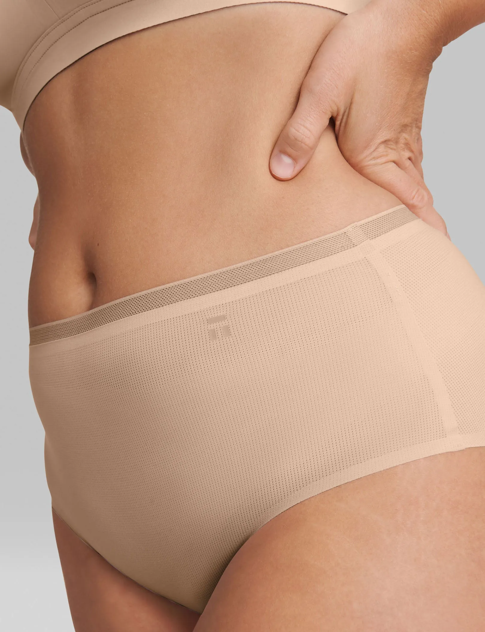 Women's Air High Rise Brief