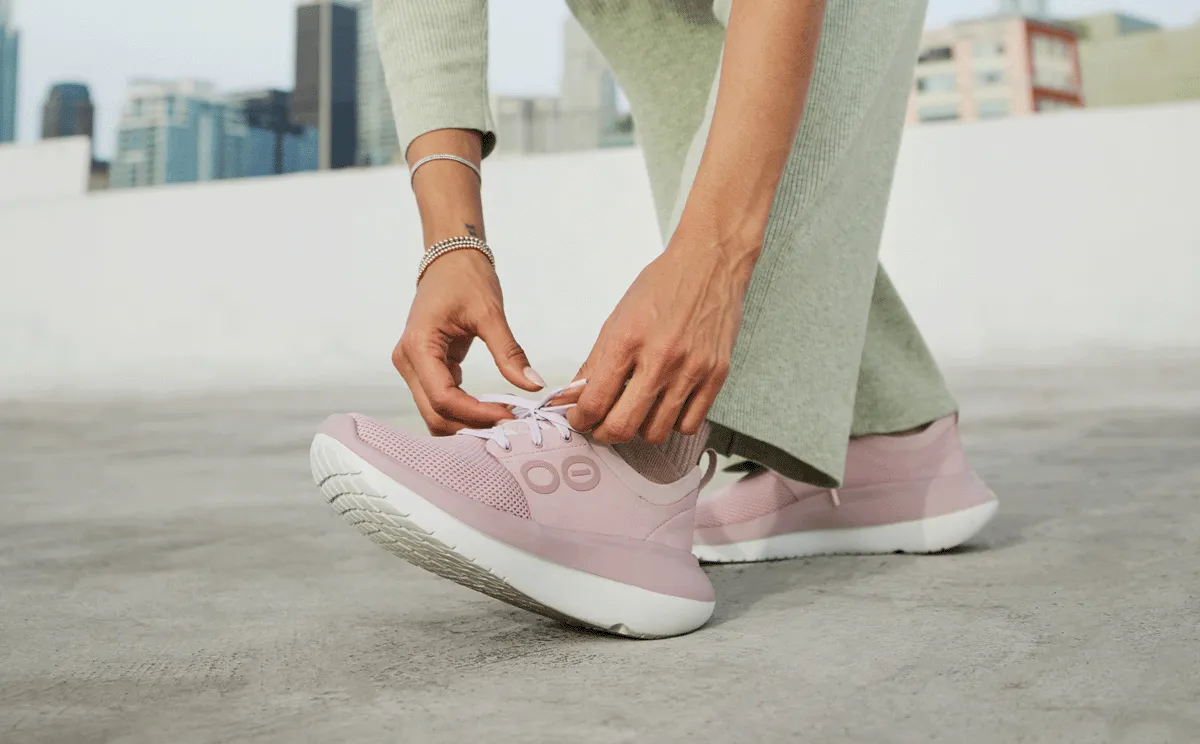 Women's OOmy Stride - Stardust