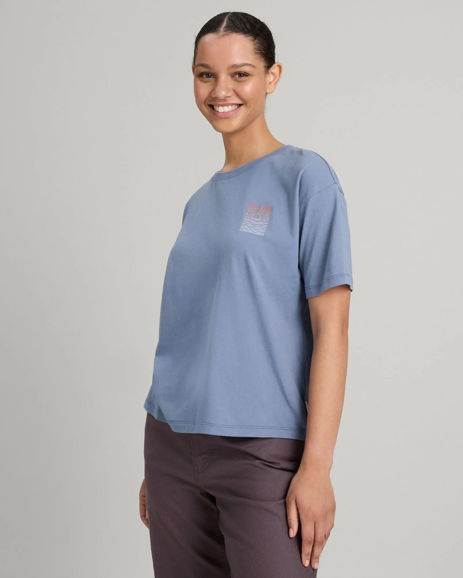 Women's Sunrise Flower Organic Cotton T-shirt - At Twilight