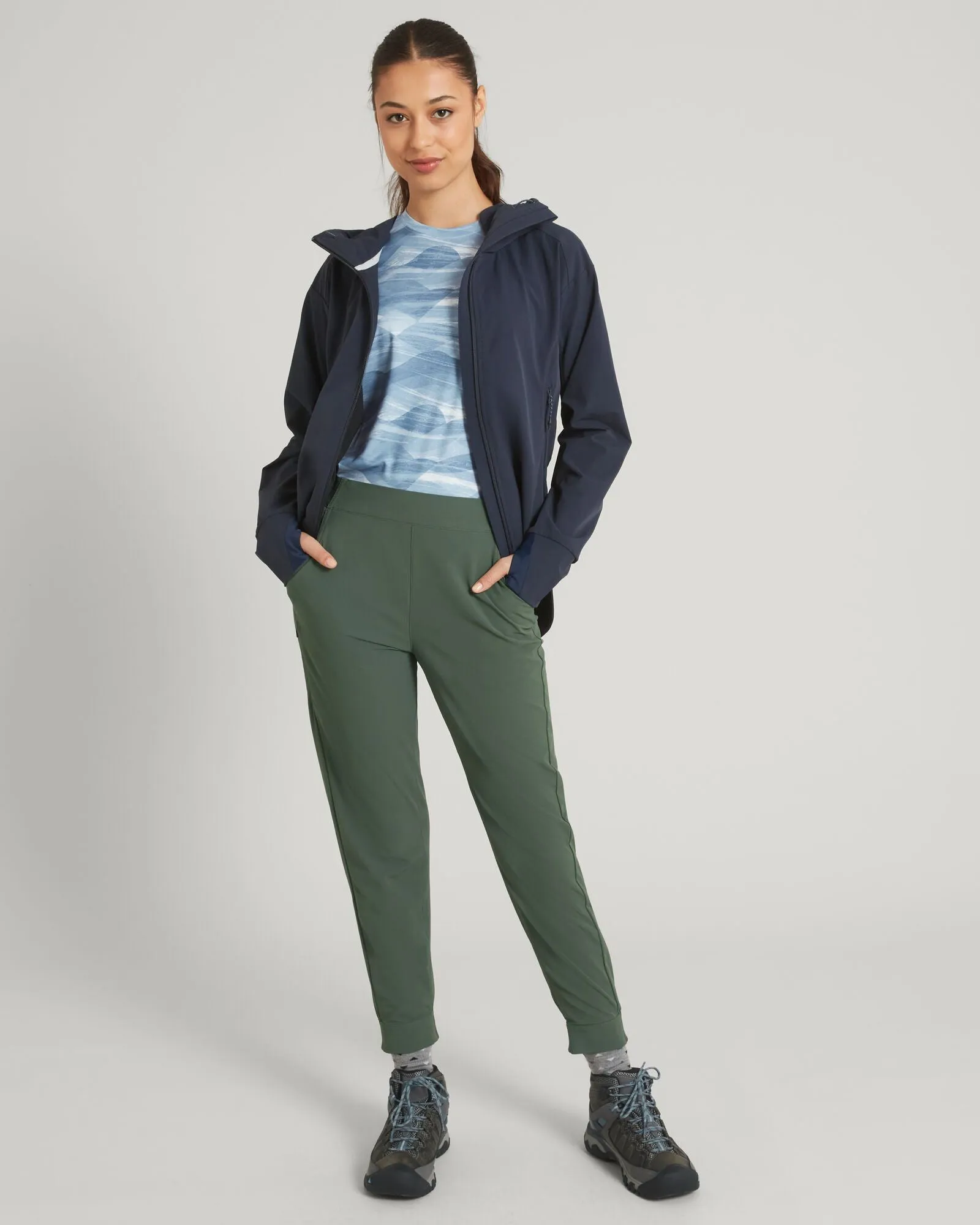 Women's ULT-Hike Joggers - Thyme